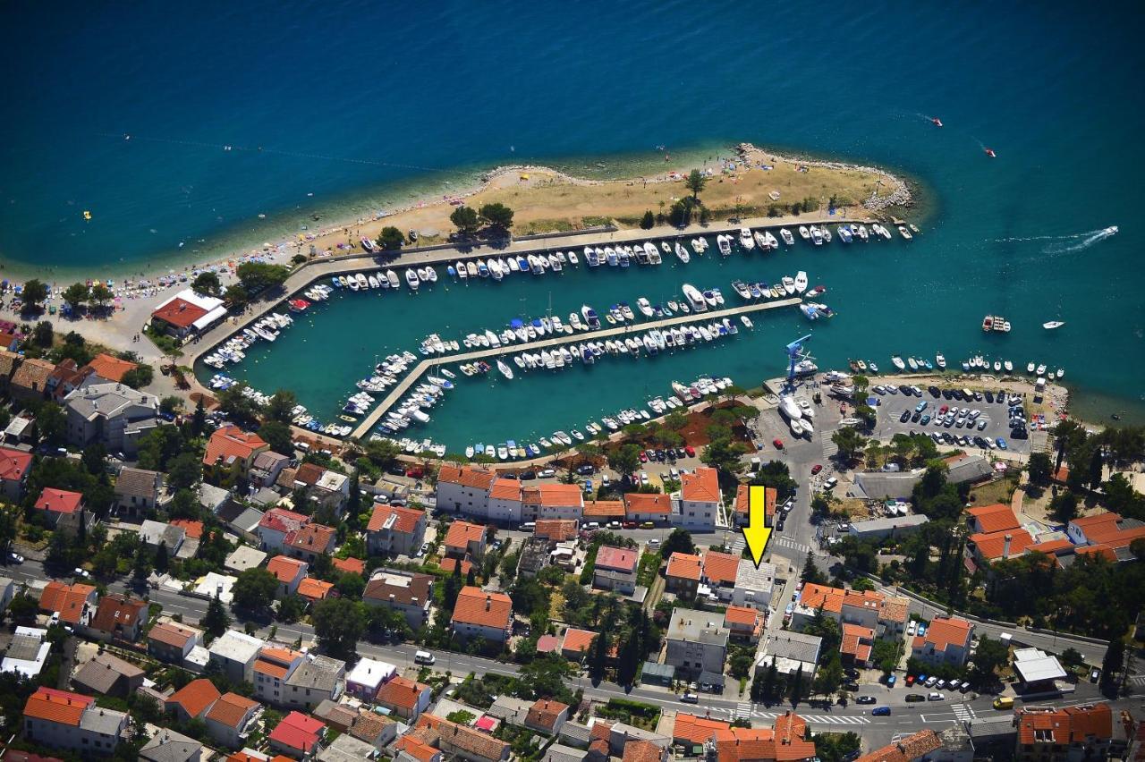 Apartment Mladen Crikvenica Exteriör bild
